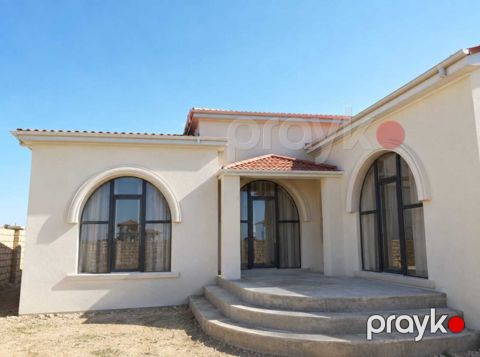 Həyət evi, Sea breeze qəs — Bakı