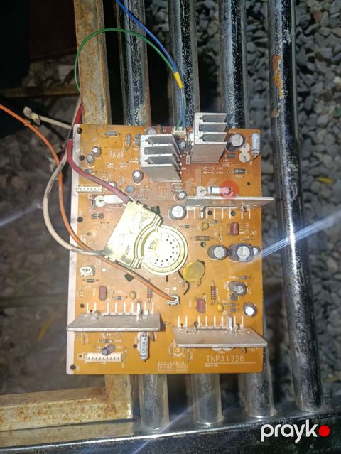 Məhsul: Köhnə CRT televizor üçün elektronika hissələri və platalar — Digah
