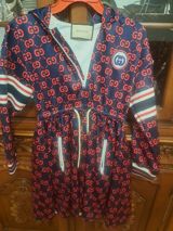 Gucci uşaq üçün kapüşonlu üst geyimi/palto stili 1 defe ad gune — spor