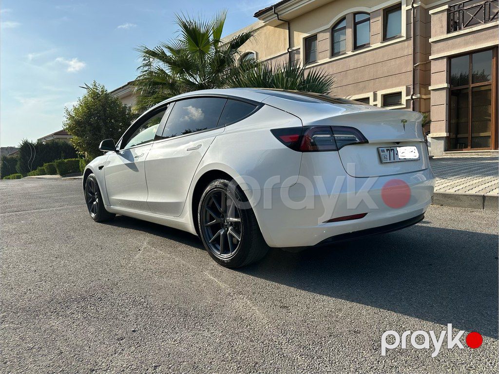Tesla Model 3, 60 kWh, 2022 il, 60 000 km — Avtomobillər, Bakı (10)