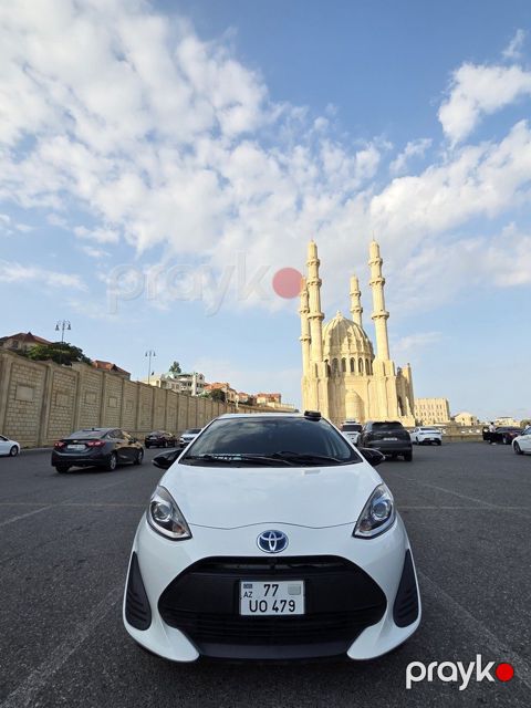 Toyota Aqua, 1.5 L, 0.9 kWh, 2018 il, 251 650 km — Bakı