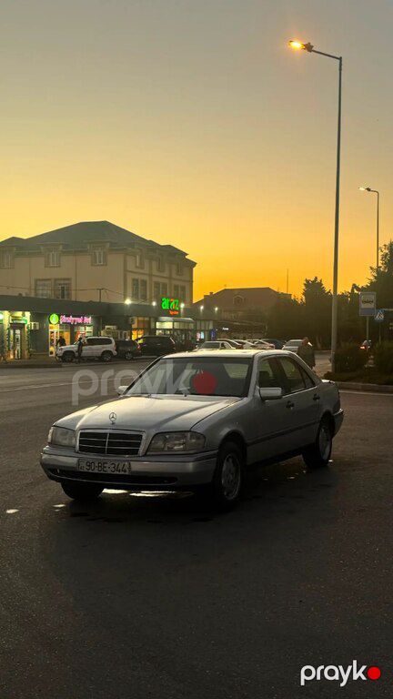 Mercedes C 220, 2.2 L, 1993 il, 900 000 km — Bakı