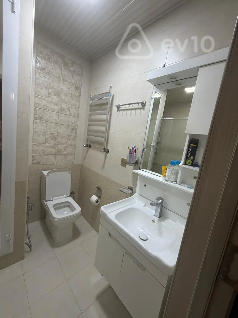 2 otaqlı mənzil, 60 m², Binəqədi rayonu Azadlıq pr ev 165 — Mənzil, Bakı (4)