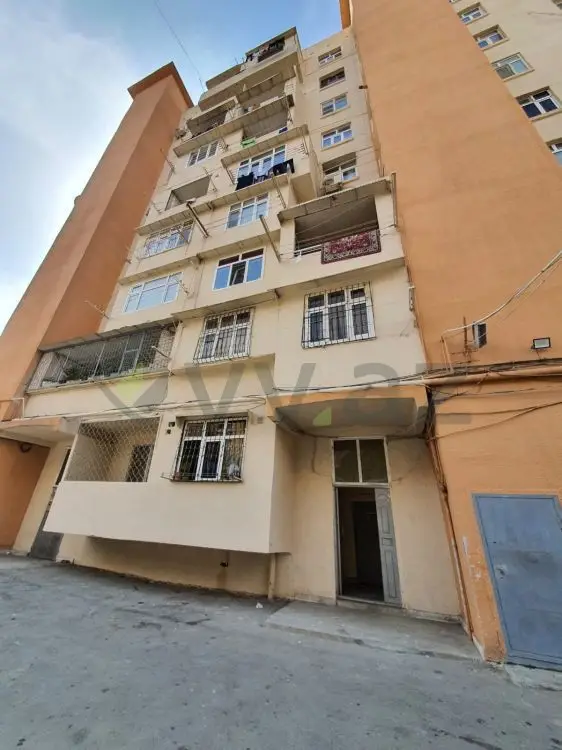 3 otaqlı mənzil Köhnə tikili Satılır, Yeni Günəşli qəs., Suraxanı, Bakı — Bakı