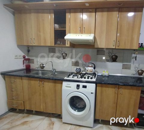 Mətbəx mebeli satılır 250₼. Ölçü 3.20. Üzərində moyka aspirator — Bakı