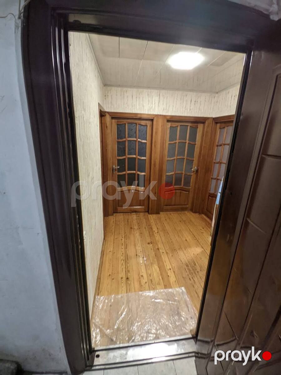 Satılır 4 otaqlı köhnə tikili 110 m² — Mənzil, Bakı (3)