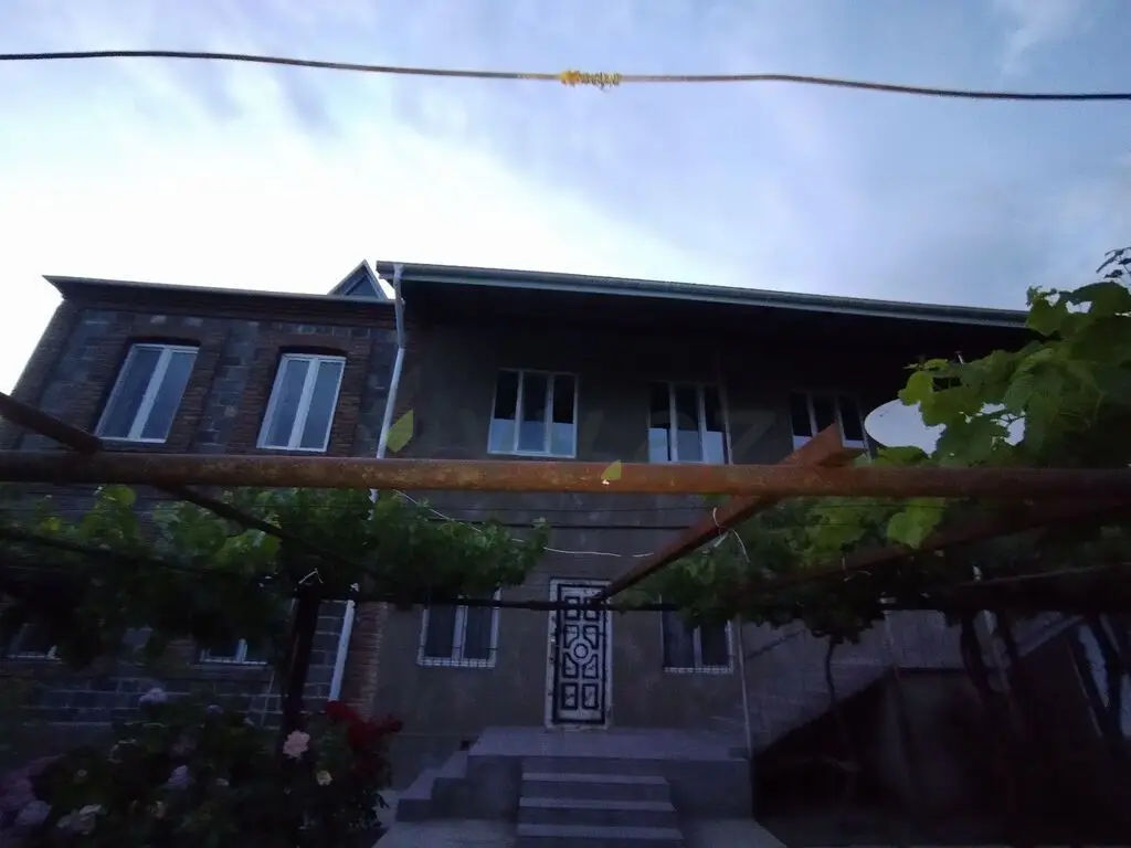 4 otaqlı Həyət evi Kirayə (günlük), Qax — Qax