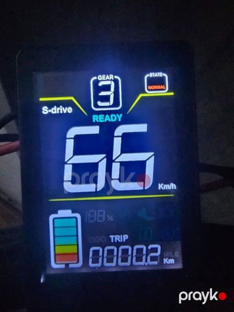 İşlənmiş Elektrik samokat 8", 1000 Vt, 45 km/s, Ünvandan götürmə — Bakı