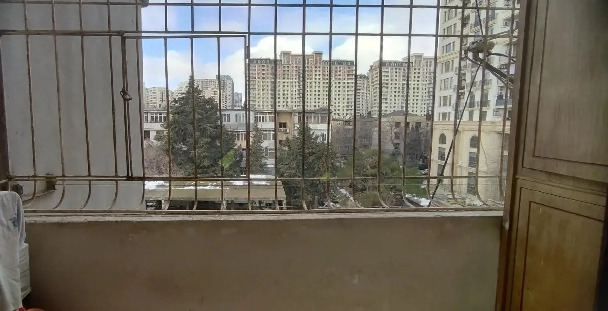 3 otaqlı mənzil Köhnə tikili Satılır, Yasamal qəs., Yasamal, Bakı — Mənzil, Bakı (12)