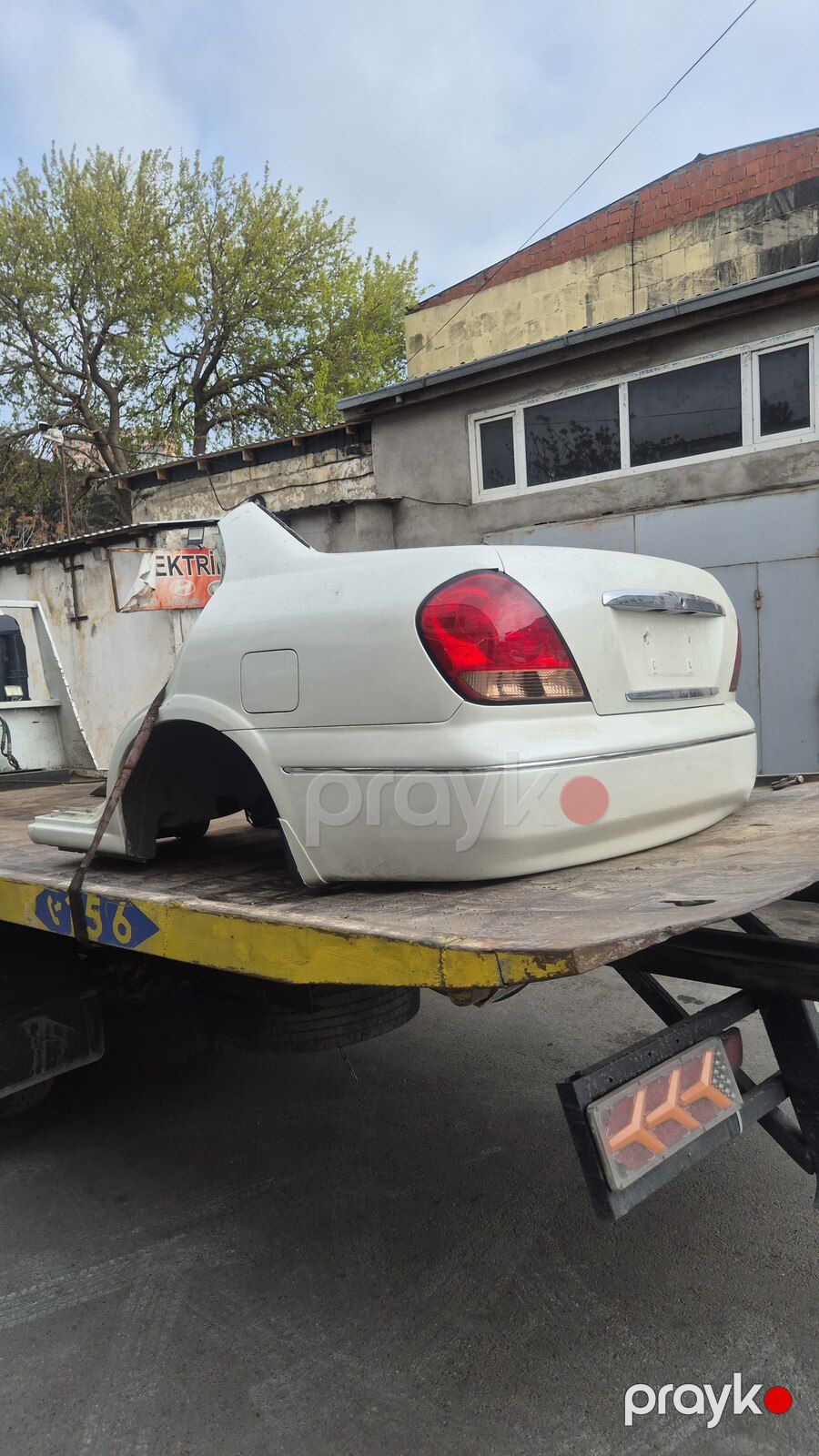 Nissan arxa hissəsi — Ehtiyat hissələri və aksesuarlar, Bakı (2)