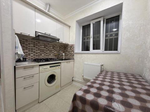 İcarəyə verilir 1 otaqlı yeni tikili 47 m² — Bakı