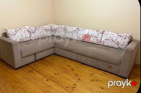 Künc divan, İşlənmiş, Bazalı — Bakı