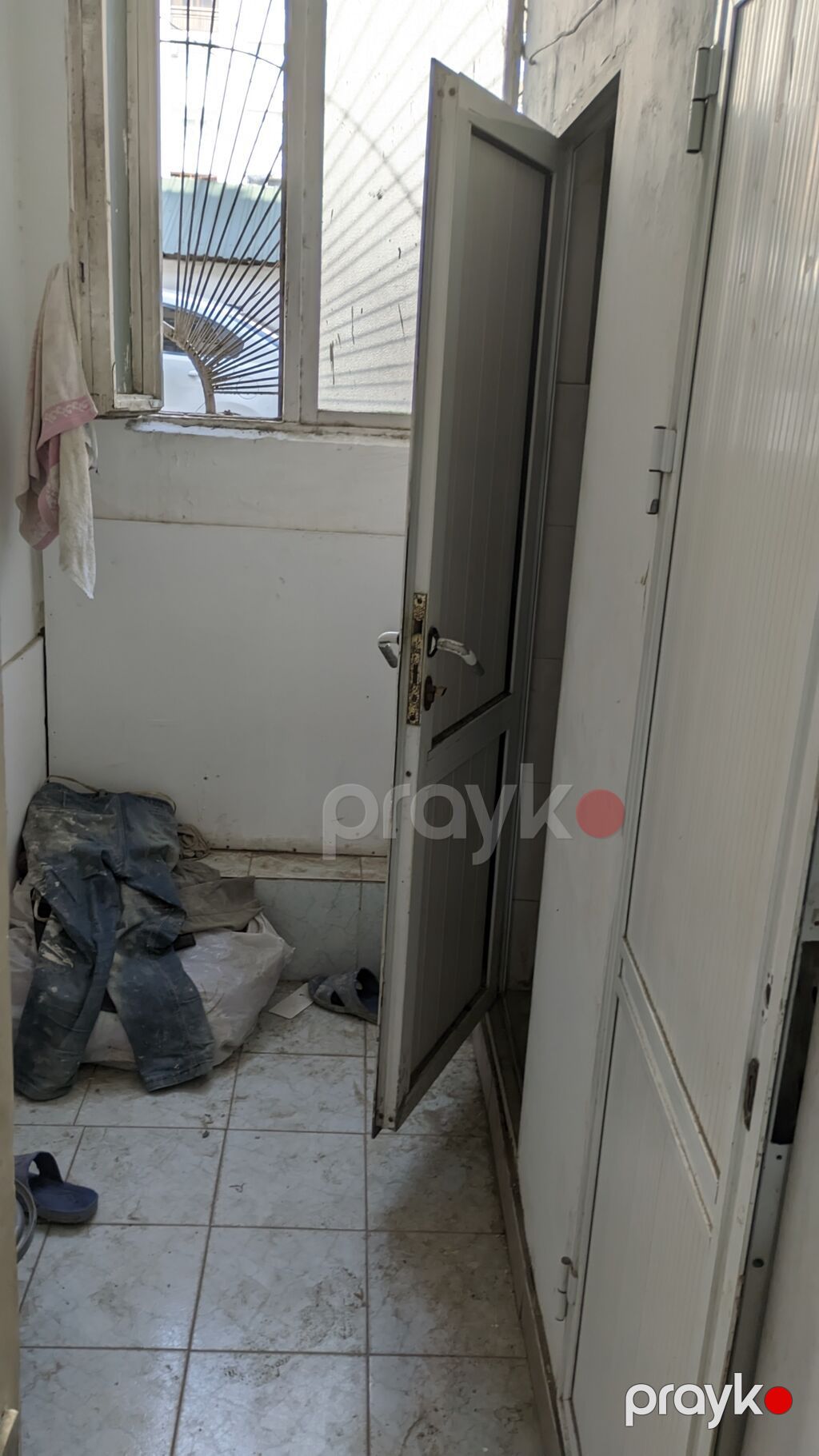 Obyekt üçün yarımçıq təmirli zirzəmi/yeraltı sahə Elmlər m.əsas girişi — Əmlak, Bakı (9)