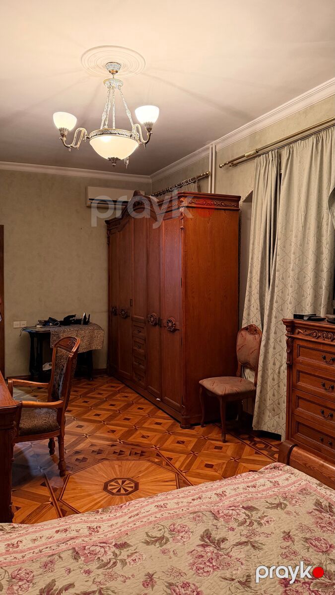 Satılır 5 otaqlı həyət evi/bağ evi 200 m² — Ev, villa, Bakı (9)