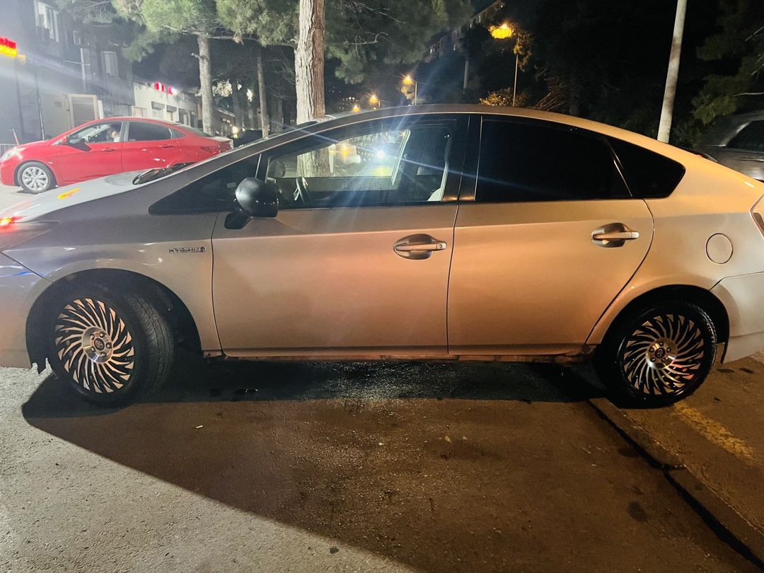 Toyota Prius, 2010 il — Avtomobillər, Bakı (4)
