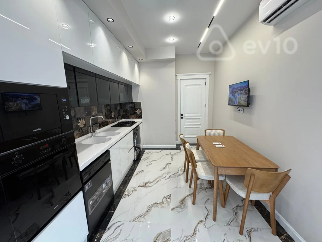 3 otaqlı mənzil, 110 m², Natiq Əliyev küçəsi — kirayə — Mənzil, Bakı (6)