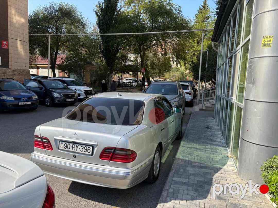 Satılır obyekt 40 m² — Əmlak, Bakı (2)