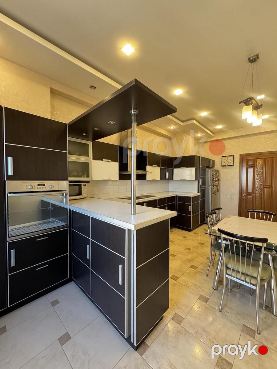 Satılır 4 otaqlı yeni tikili 190 m² — Mənzil, Bakı (10)