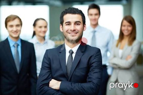 Satış Meneceri Axtarılır — Bakı