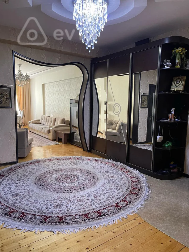 4 otaqlı mənzil, 135 m², Badamdar şosesi — Mənzil, Bakı (2)