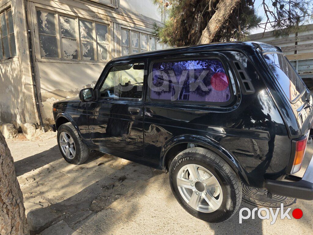 Lada (VAZ) Niva, 1.7 L, 2024 il, 36 100 km — Avtomobillər, Bakı (3)