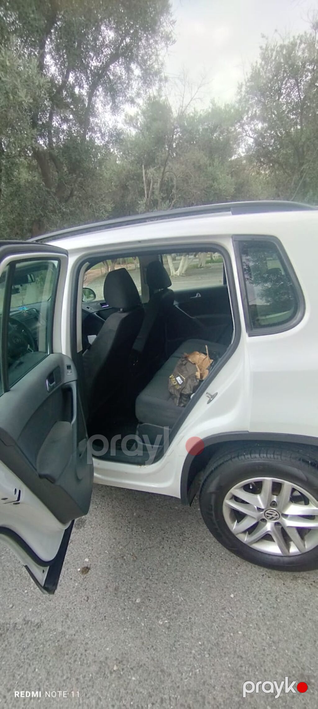 Volkswagen Tiguan, ağ rəngli, kompakt SUV. Xüsusiyyətlər: - Kuzov: 5 90-XM-038 — Avtomobillər, Mehdiabad (9)