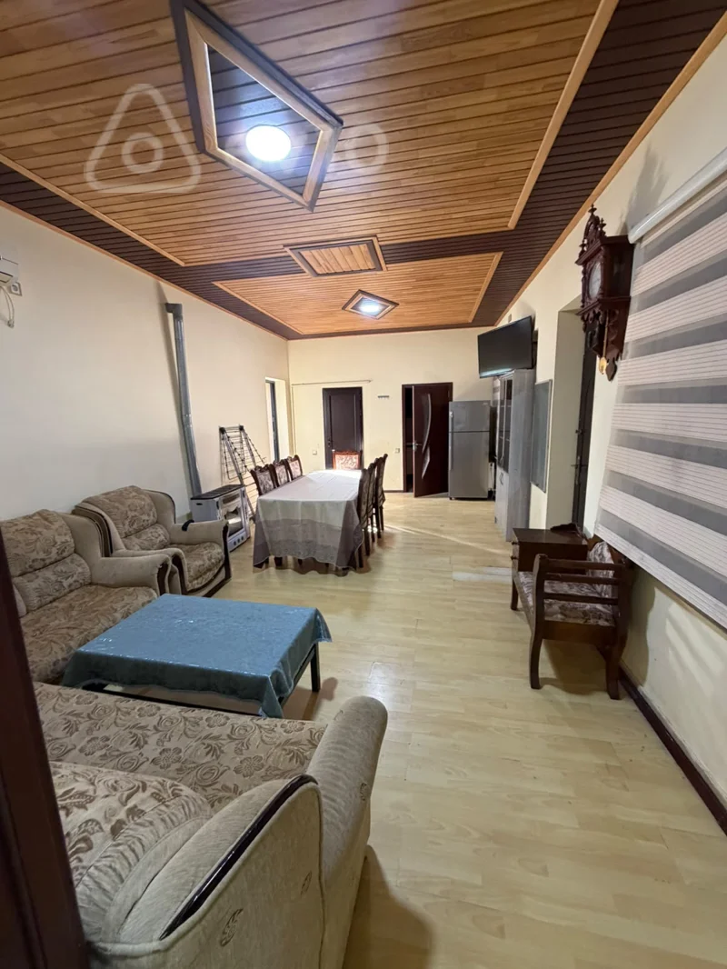 2 otaqlı həyət evi, 45 m², Nazim İsmayılov küçəsi — kirayə — Bakı