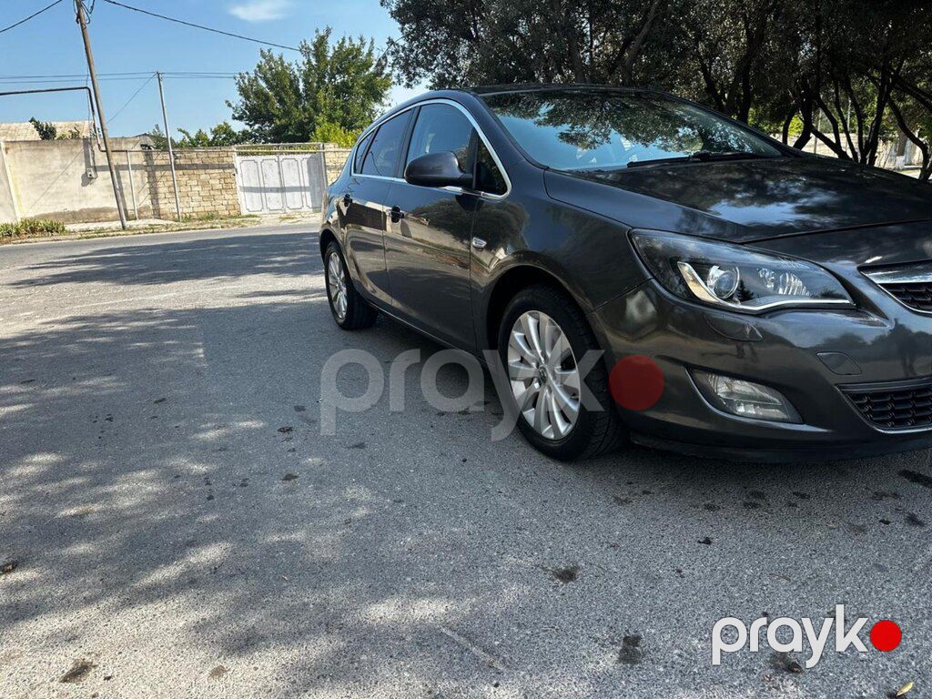 Opel Astra, 1.6 L, 2010 il, 317 000 km — Avtomobillər, Sumqayıt (5)