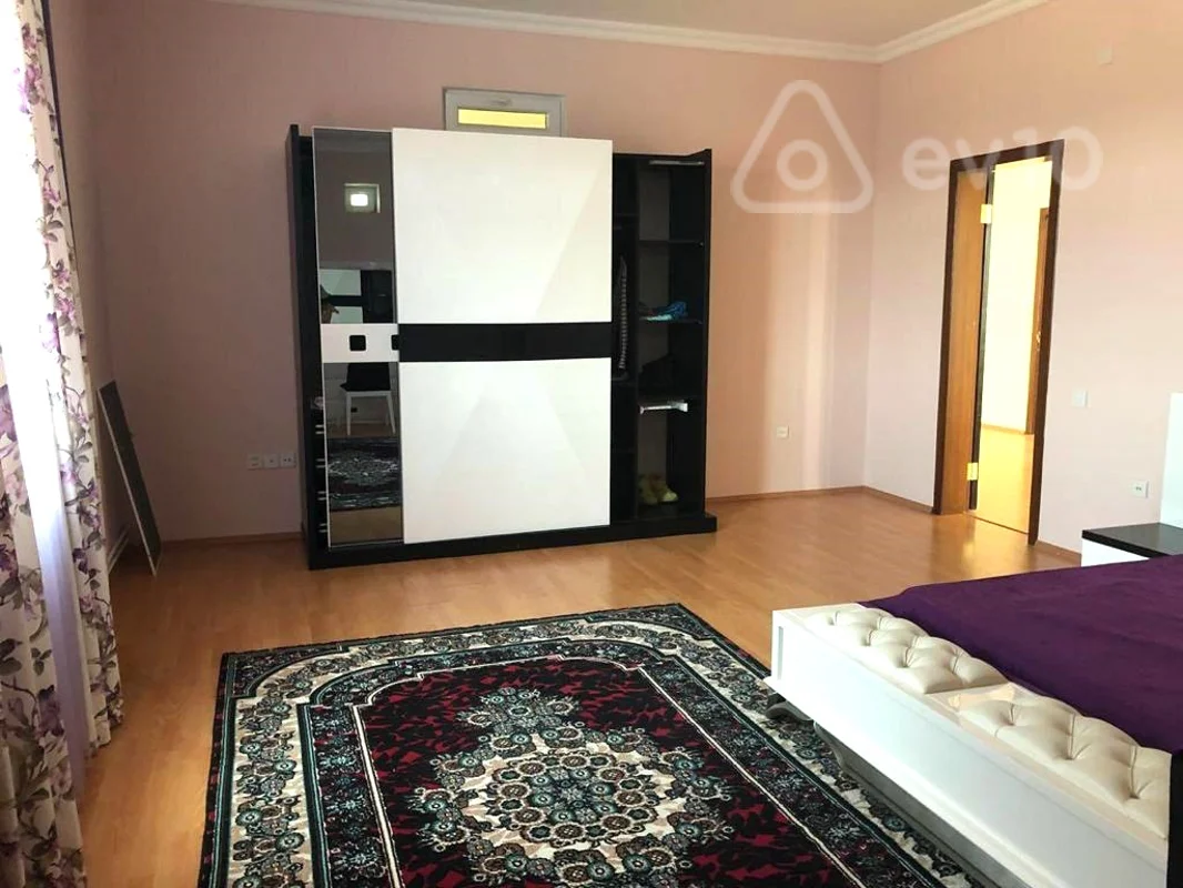 7 otaqlı həyət evi, 1150 m², Novxanı qəsəbəsi — Ev, villa, Bakı (7)