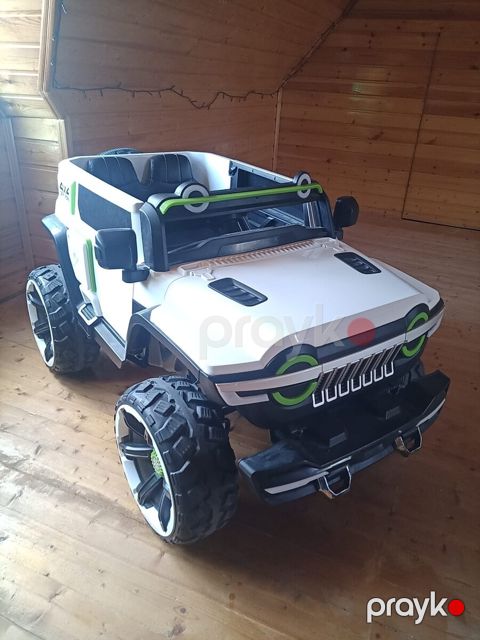 Uşaq avtomobili Jeep — Bakı