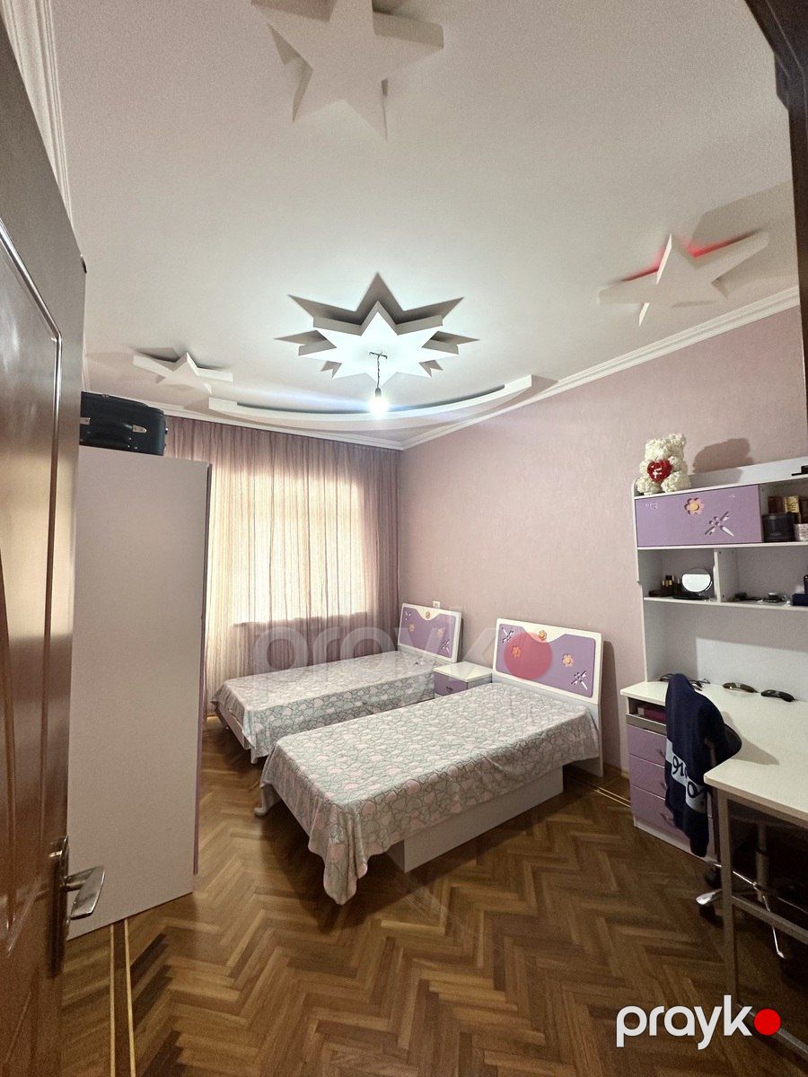 Satılır 4 otaqlı köhnə tikili 100 m² — Mənzil, Bakı (9)
