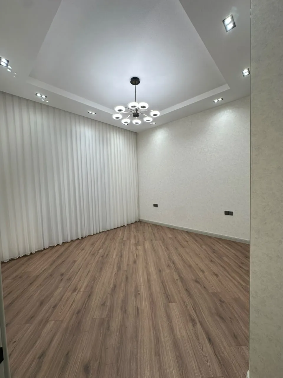 Şüvəlan, 5 otaqlı Həyət evi satılır - 200 m², 2 mərtəbə, 4.5 sot — Ev, villa, Bakı (9)