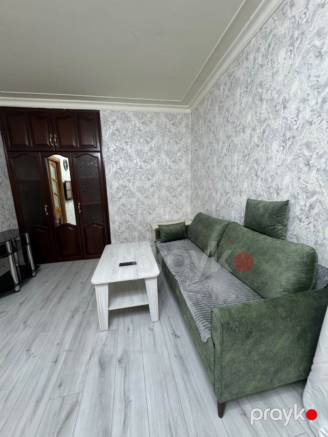 İcarə: 3 otaqlı Köhnə tikili, 80 m², Səbail rayonu — Mənzil, Bakı (2)