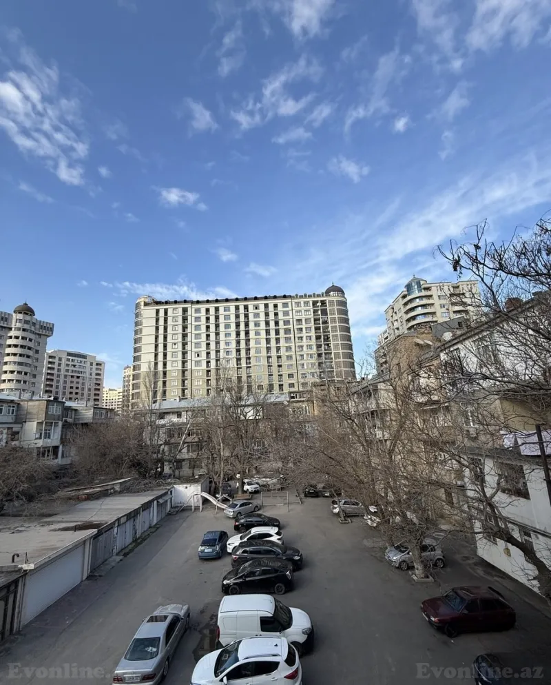 Satılır 4 otaqlı Mənzil Köhnə tikili 110 m² Bakı, Nərimanov r — Mənzil, Bakı (7)