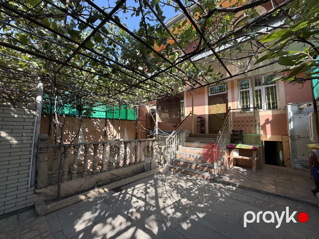 Satılır 4 otaqlı həyət evi/bağ evi 200 m² — Ev, villa, Bakı (8)