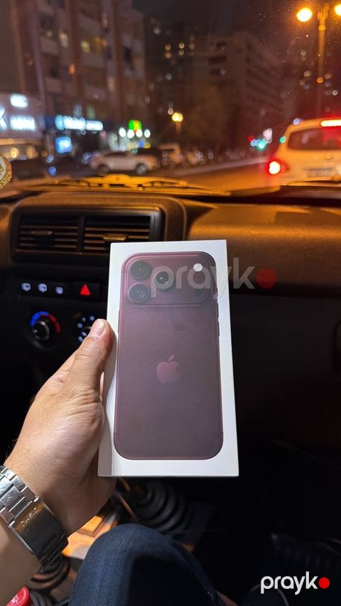 Apple iPhone 18 Pro Burgundy 256GB/12GB — Bakı