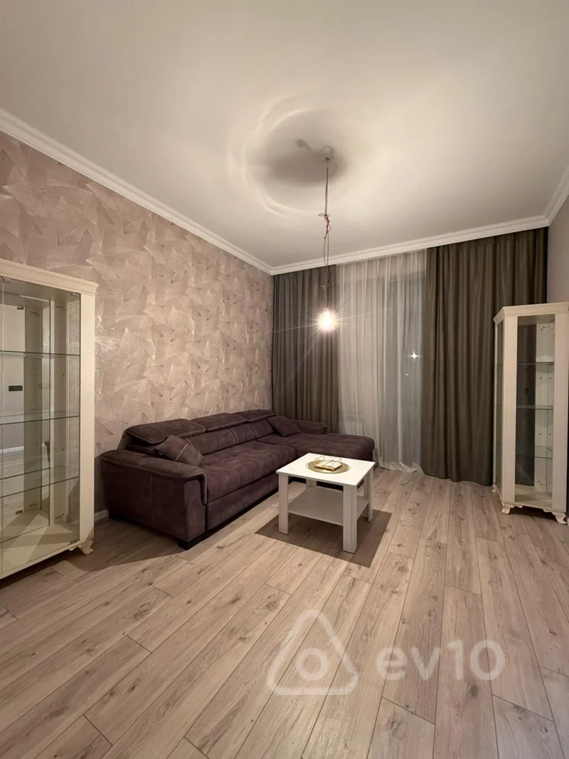 3 otaqlı mənzil, 92 m², Tofiq Abbasov küçəsi — Bakı