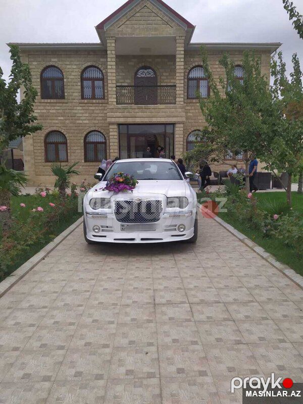 Chrysler 300 cc, 2011 il — Minik avtomobili icarəsi, Bakı (3)