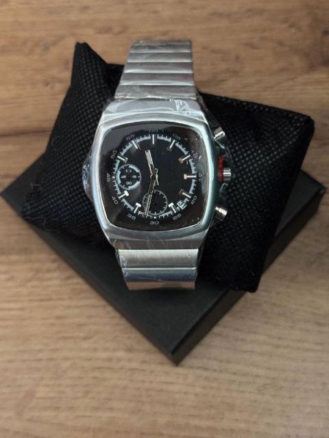Ciloa Silver Stainless Steel — Saatlar