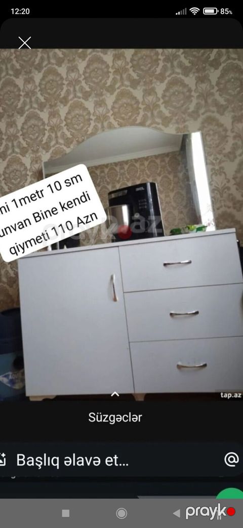 Ağ rəngli güzgülü komod - Üst hissədə dalğavari formaya malik iri — Digah