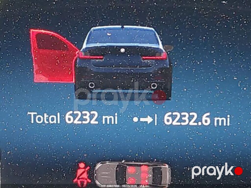 BMW 320, 2.0 L, 2025 il, 10 029 km — Avtomobillər (12)