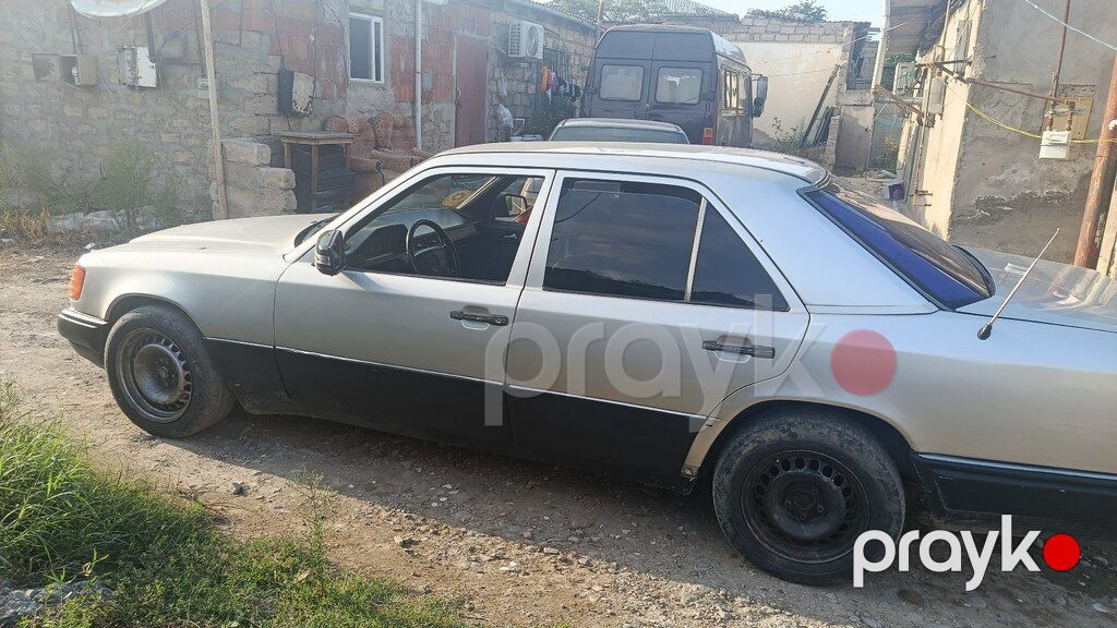 Mercedes 220 E, 2.2 L, 1994 il, 490 000 km — Avtomobillər, Bakı (4)