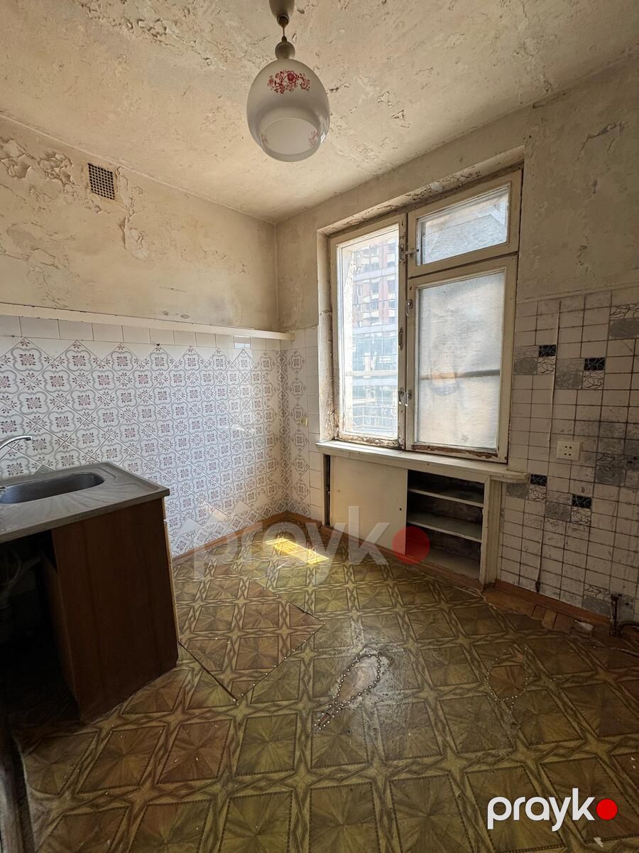 Satılır 2 otaqlı köhnə tikili 60 m² — Mənzil, Bakı (8)