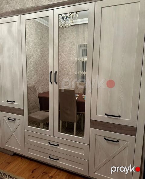 İşlənmiş, 4 qapılı, Güzgülü, Ağ, Açılan, Düz dolab — Digah