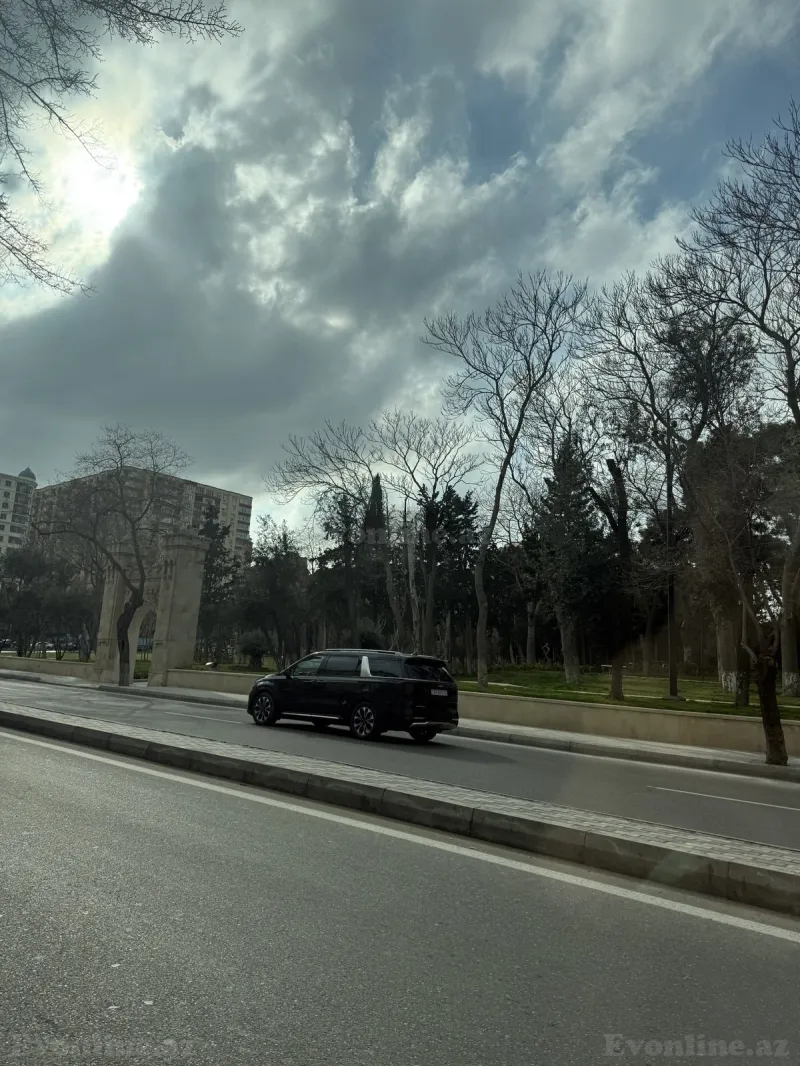 Satılır 4 otaqlı Mənzil Köhnə tikili 110 m² Bakı, Nərimanov r — Mənzil, Bakı (8)