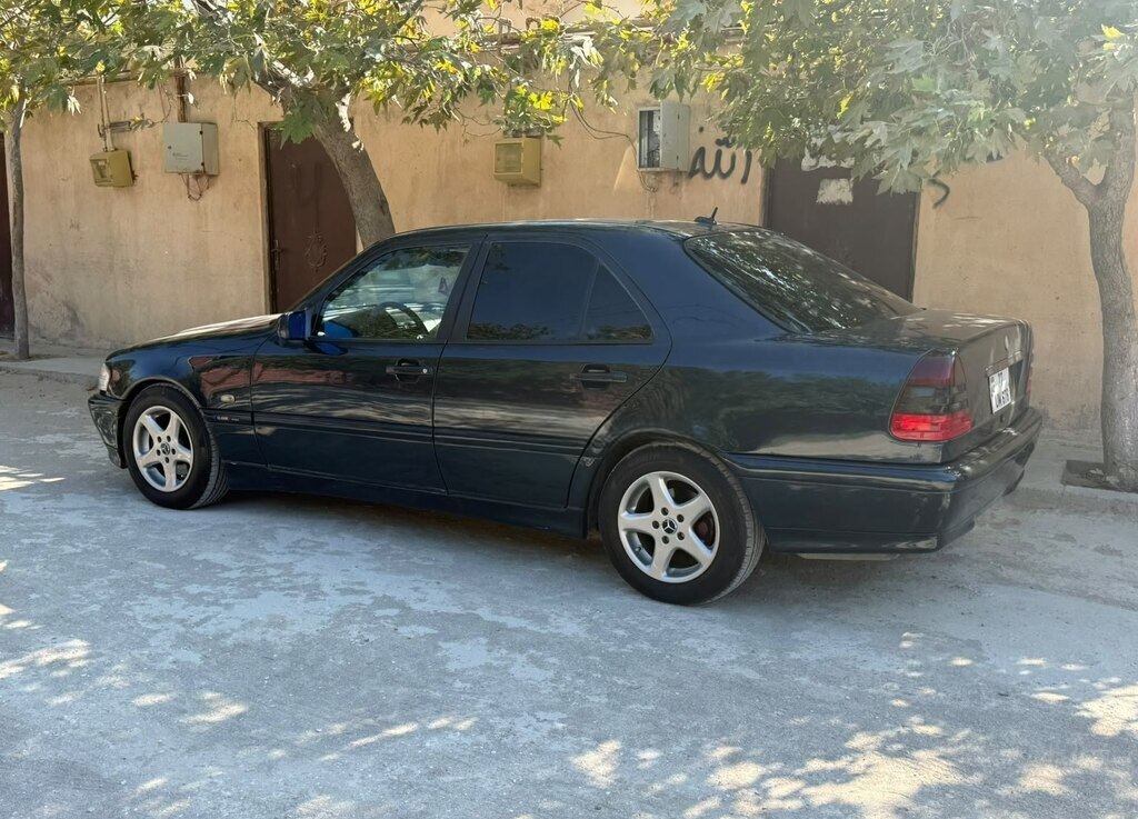 Mercedes C 220, 2000 il, 305500 km — Avtomobillər (5)