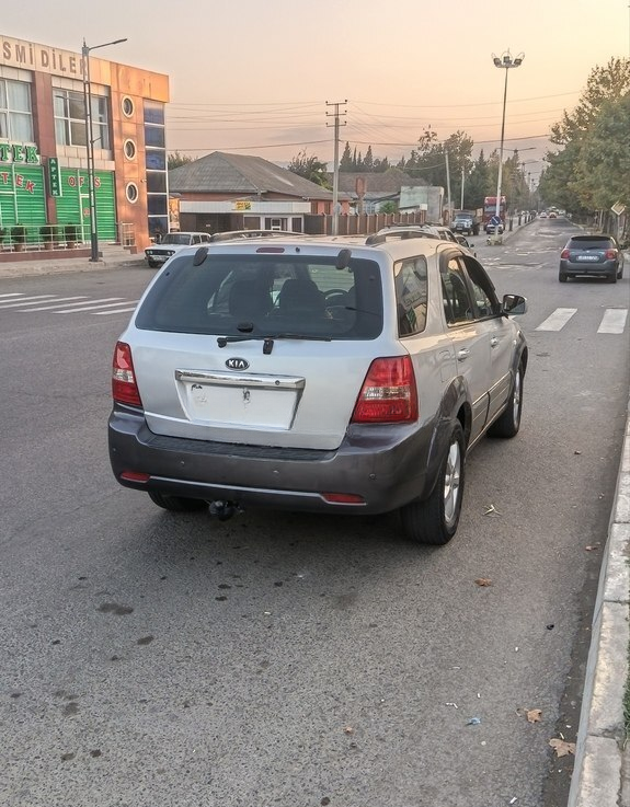 Kia Sorento, 2006 il, 333451 km — Avtomobillər, Yardımlı (2)