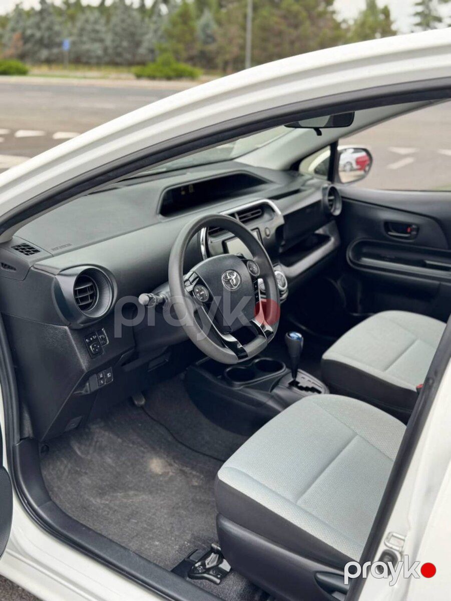 Toyota Aqua, 2016 il — Avtomobillər, Bakı (4)