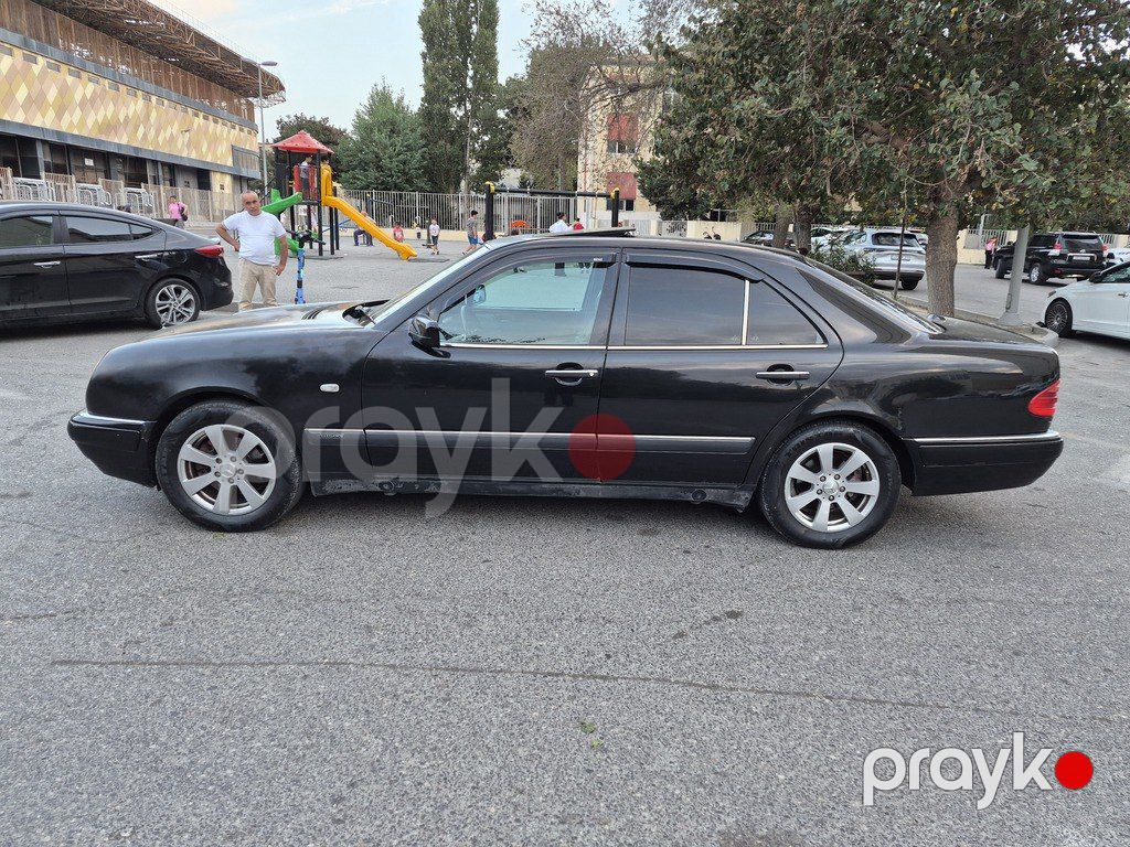 Mercedes E 230, 2.3 L, 1998 il, 276 000 km — Avtomobillər, Bakı (3)