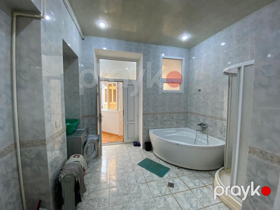 İcarəyə verilir 4 otaqlı köhnə tikili 160 m² — Mənzil, Bakı (12)